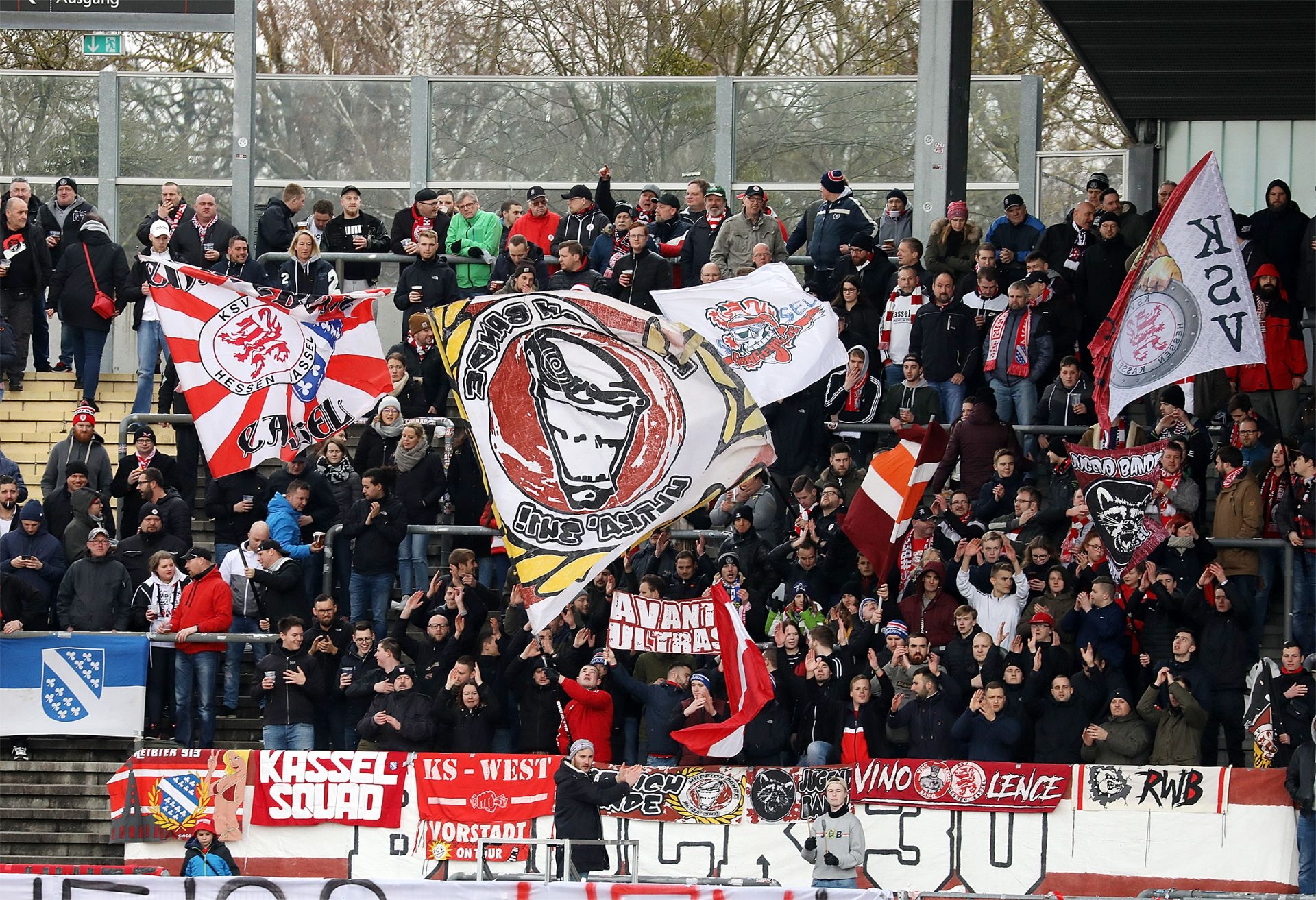 Fans in der Nordkurve