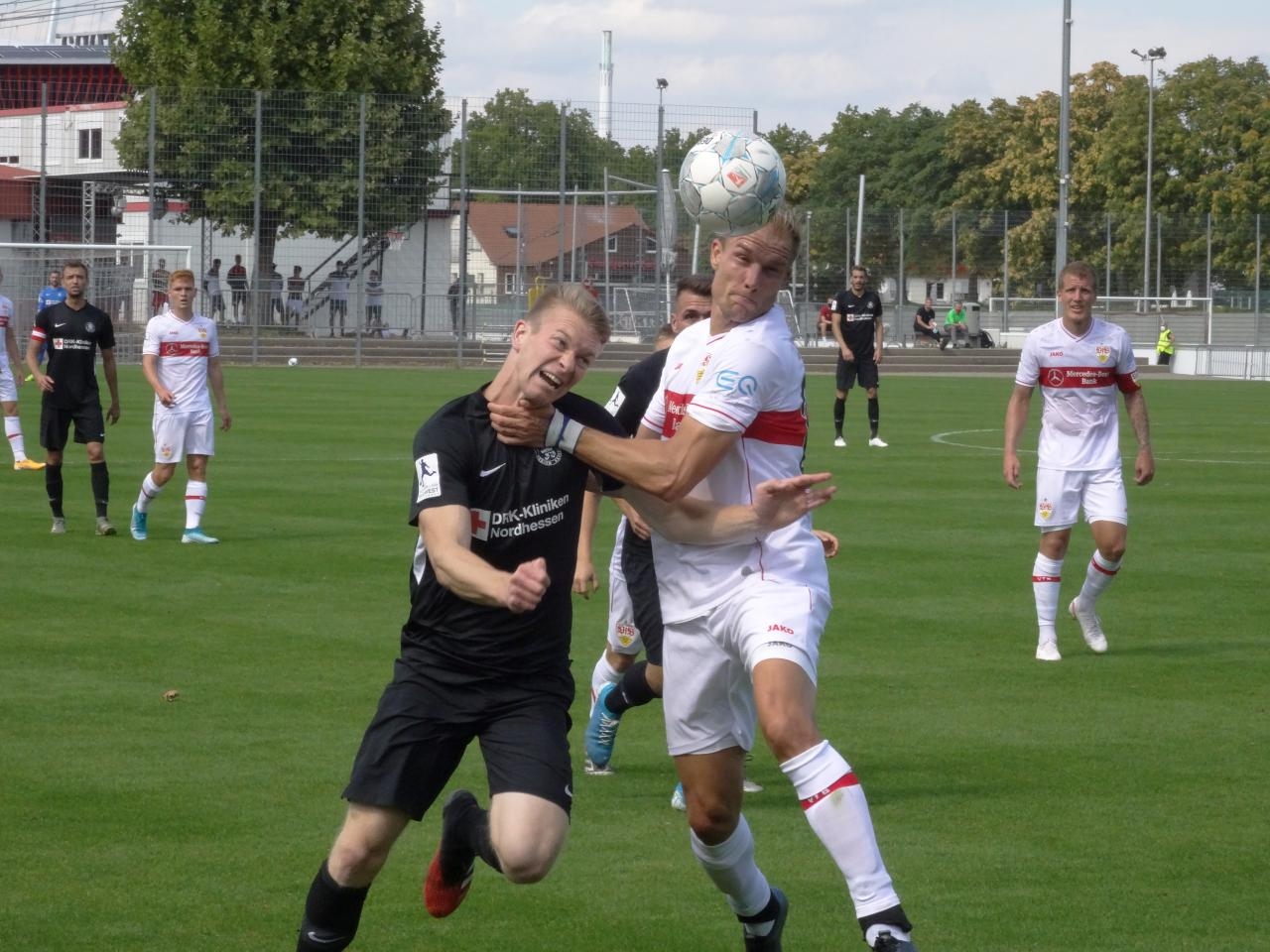 VfB Stuttgart II - KSV Hessen Kassel, Brian Schwechel, Holger Badstuber