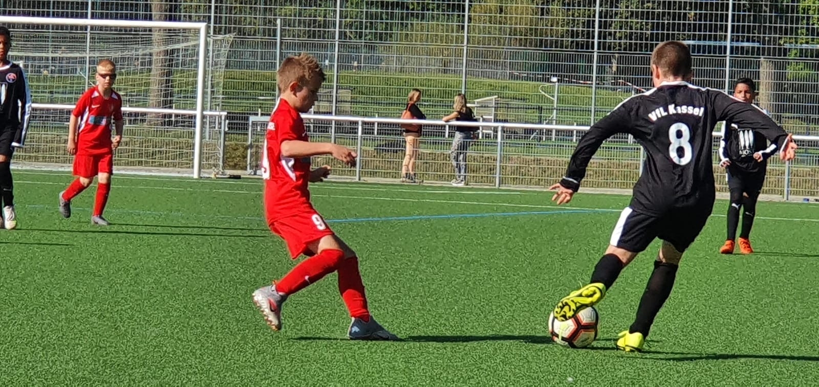 U10 weiss eigener Leistungsvergleich