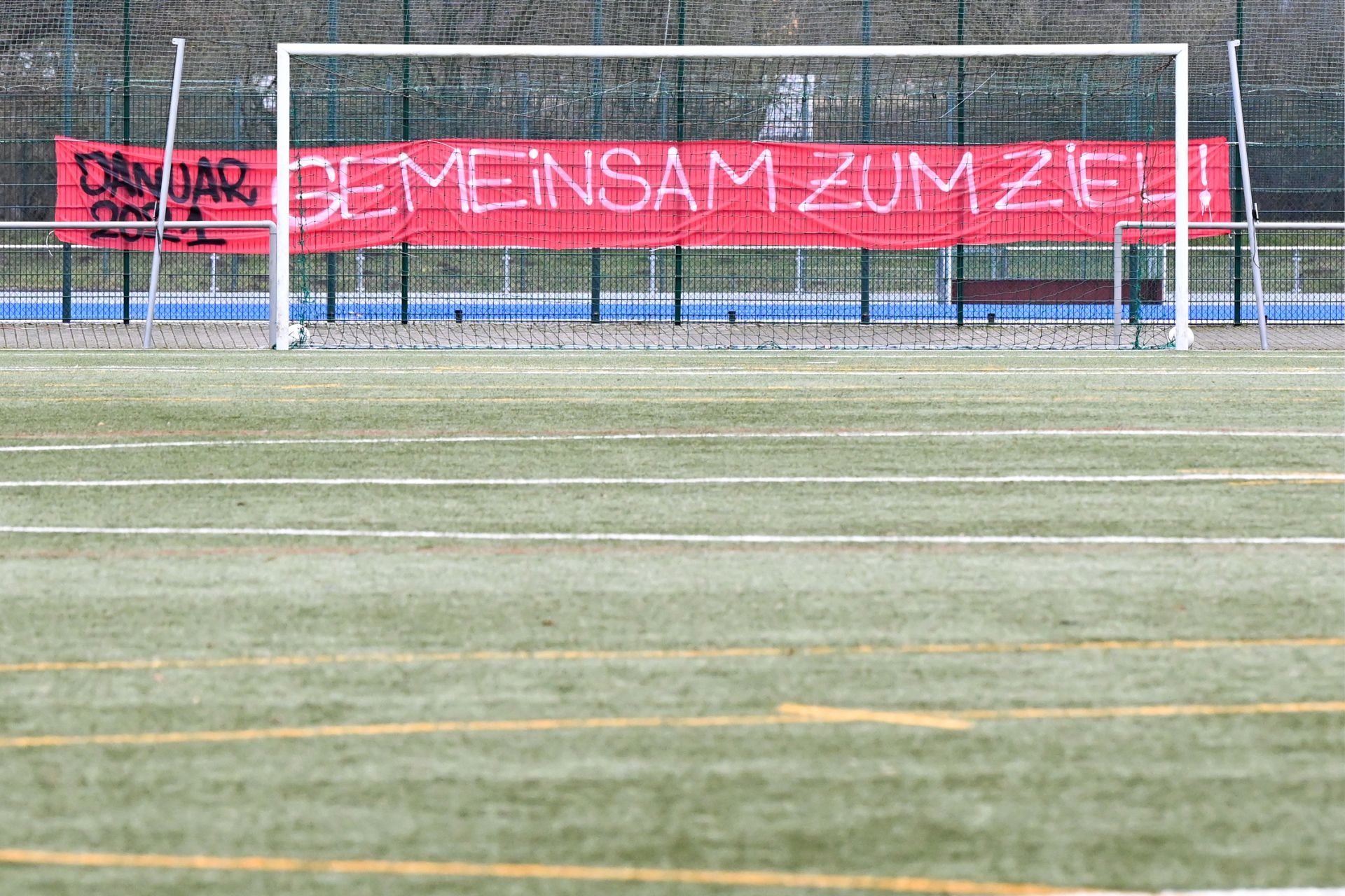 Regionalliga Südwest 2020/21, KSVHessen Kassel, FC Gießen, Endstand 1:1, Fanbanner, Spruchband