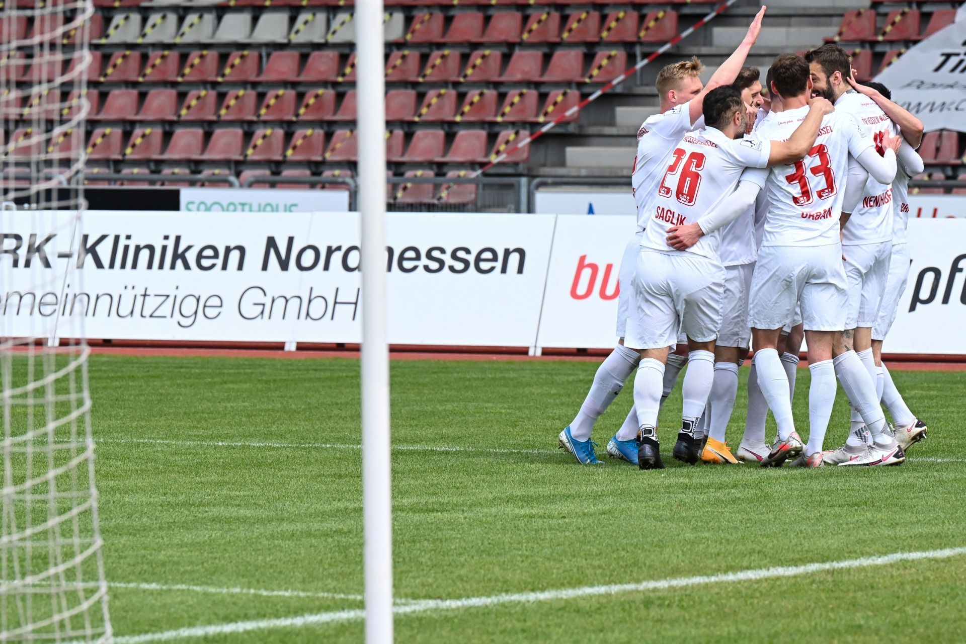 Regionalliga Südwest 2020/21, KSV Hessen Kassel, TSB Balingen, Endstand 2:2, Jubel zum 1:0