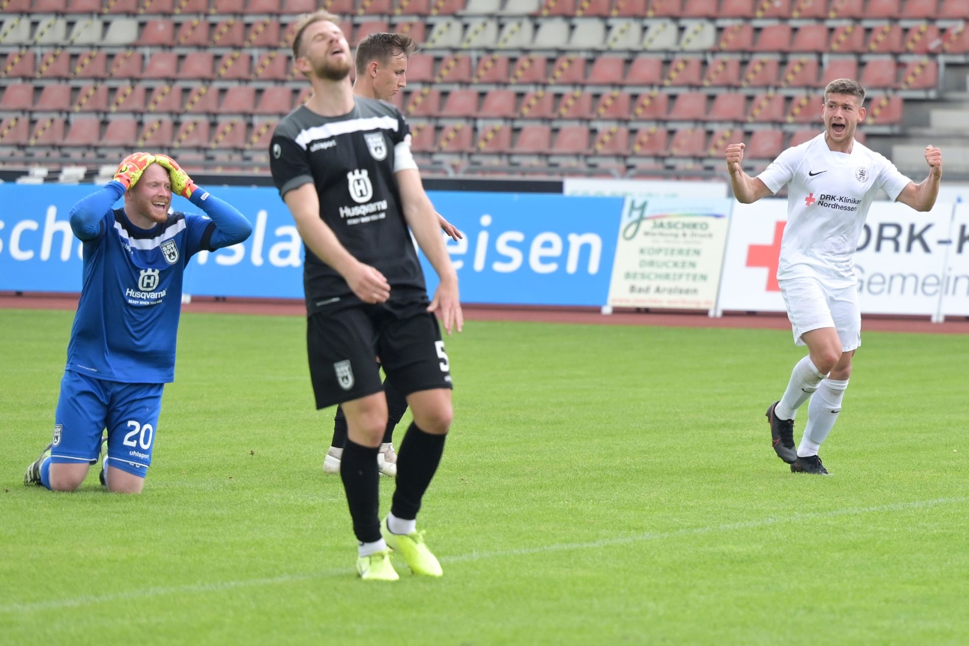 Regionalliga Südwest 2020/21, KSV Hessen Kassel, SSV Ulm 1846, Endstand 3:1, Jubel zum 2:0