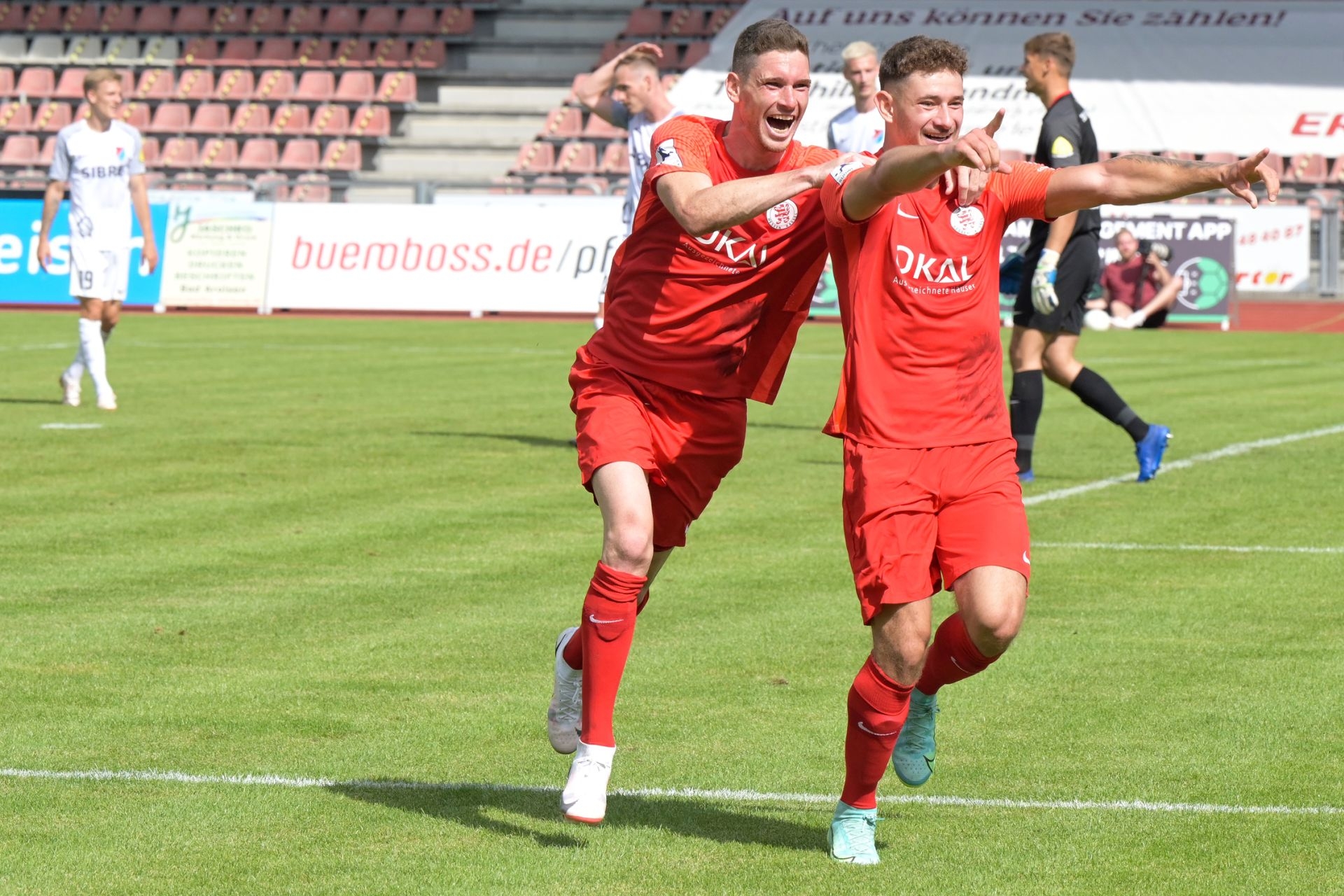 KSV Hessen Kassel, TSV Steinbach Haiger, Regionalliga Südwest, saison 2021/22, Endstand 1:1, Jubel zum 1:1