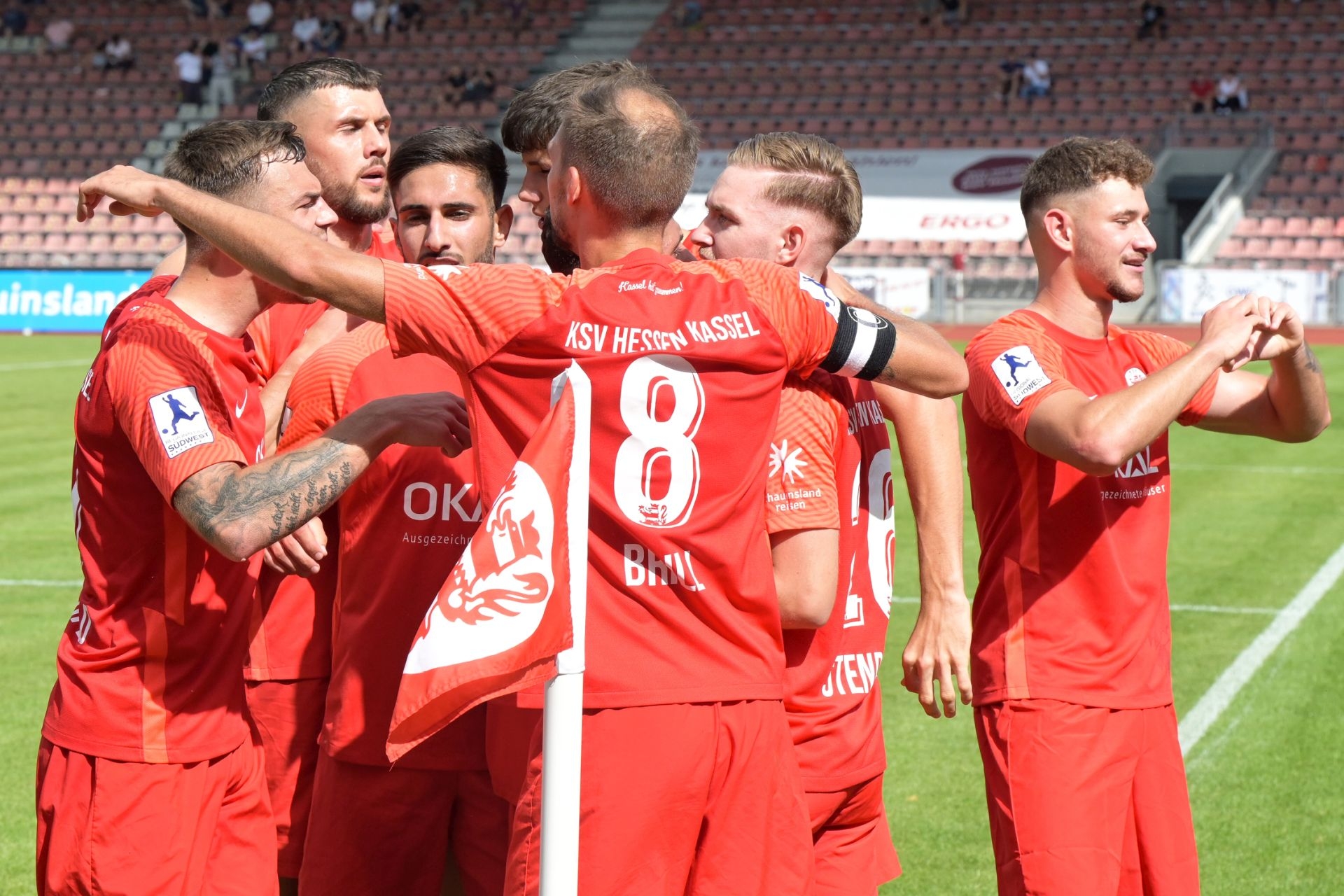 KSV Hessen Kassel, TSV Steinbach Haiger, Regionalliga Südwest, saison 2021/22, Endstand 1:1, Jubel zum 1:1