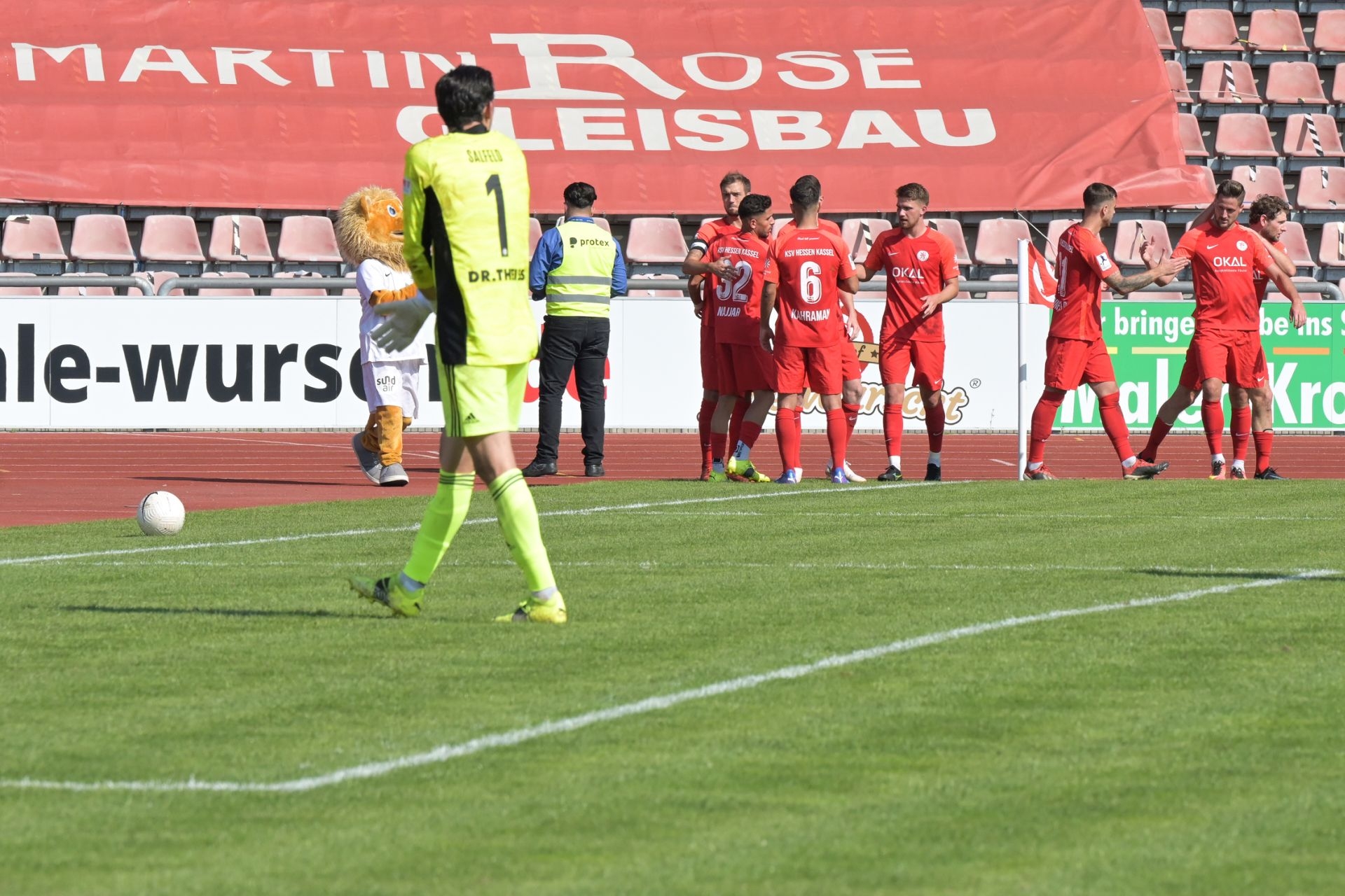 Regionalliga Südwest, Saison 2021/22, KSV Hessen Kassel, FC 08 Homburg, Endstand 3:0, Jubel zum 2:0
