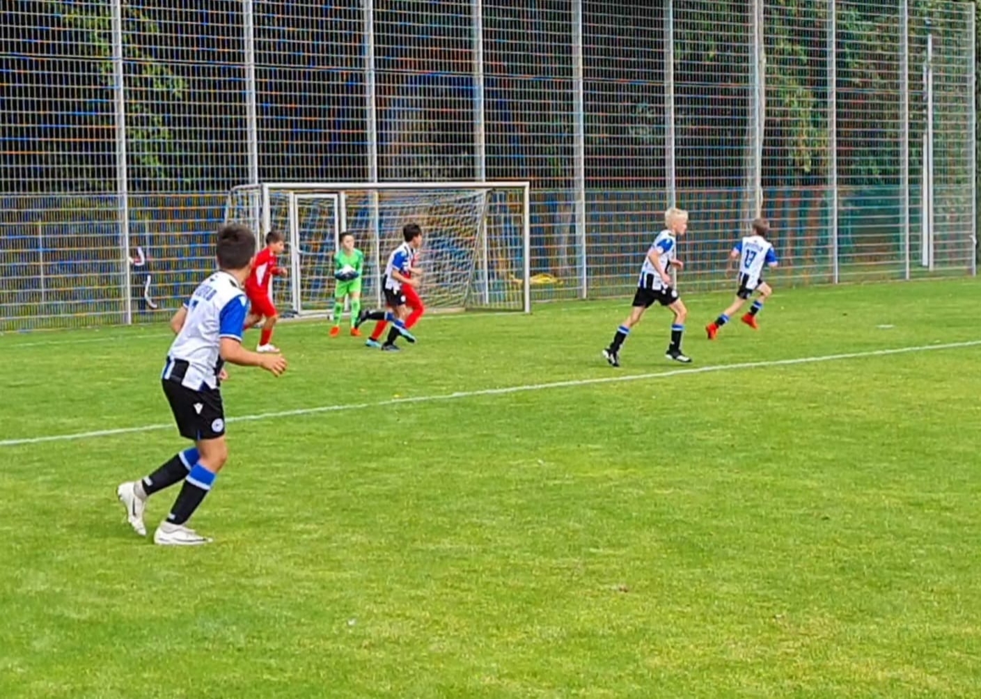 U11 rot Leistungsvergleich Hannover