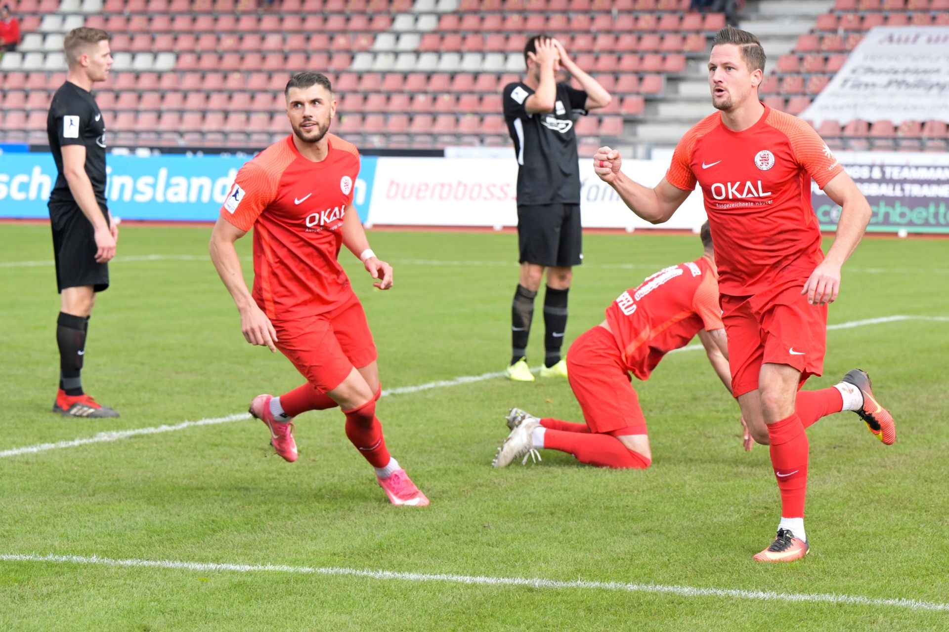 KSV Hessen Kassel, TSV Schott Mainz, Regionalliga Südwest, Saison 2021/22, Endstand 2:0, Jubel zum 2:0