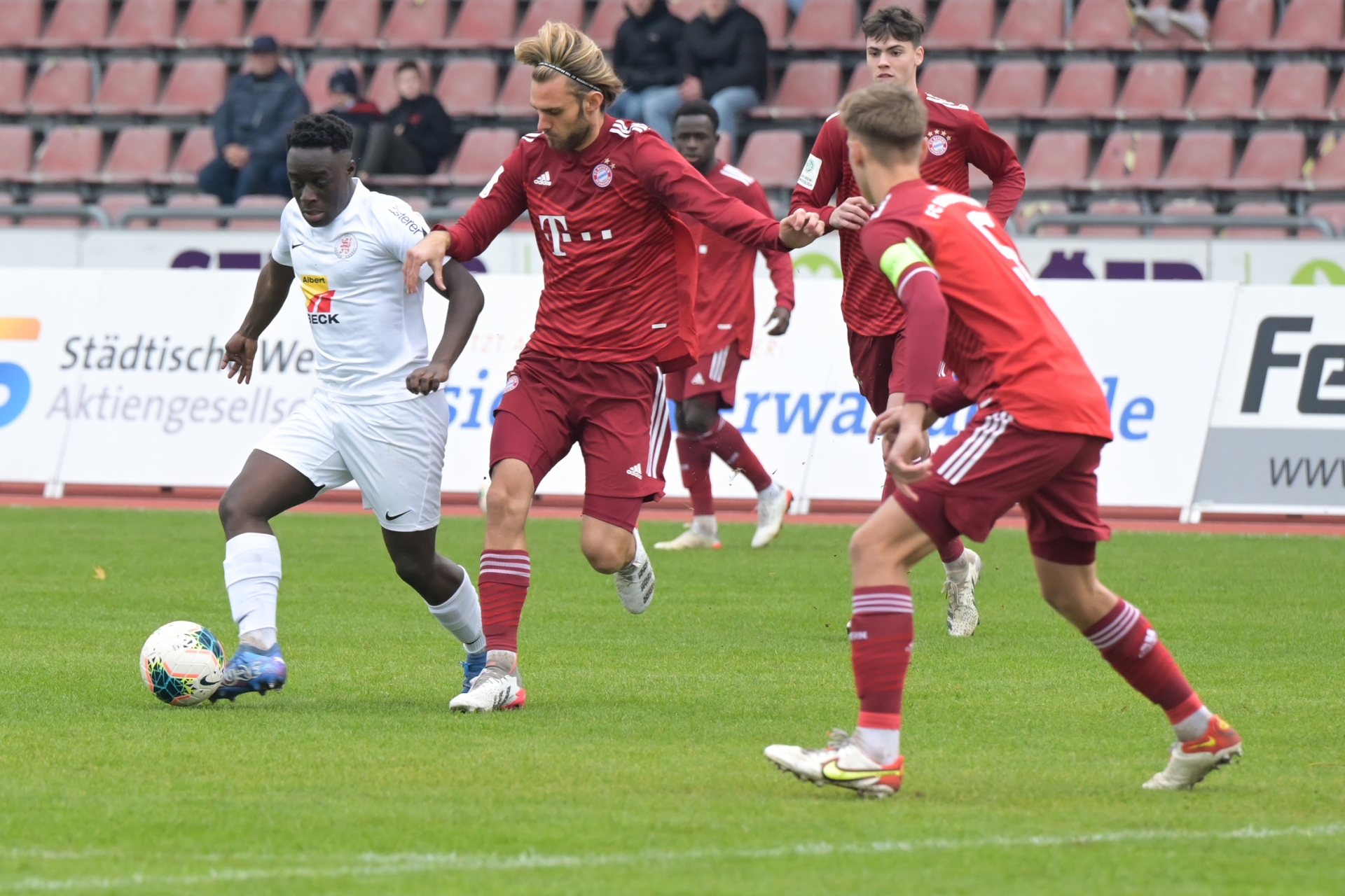 U19, KSV Hessen Kassel, Bayern München