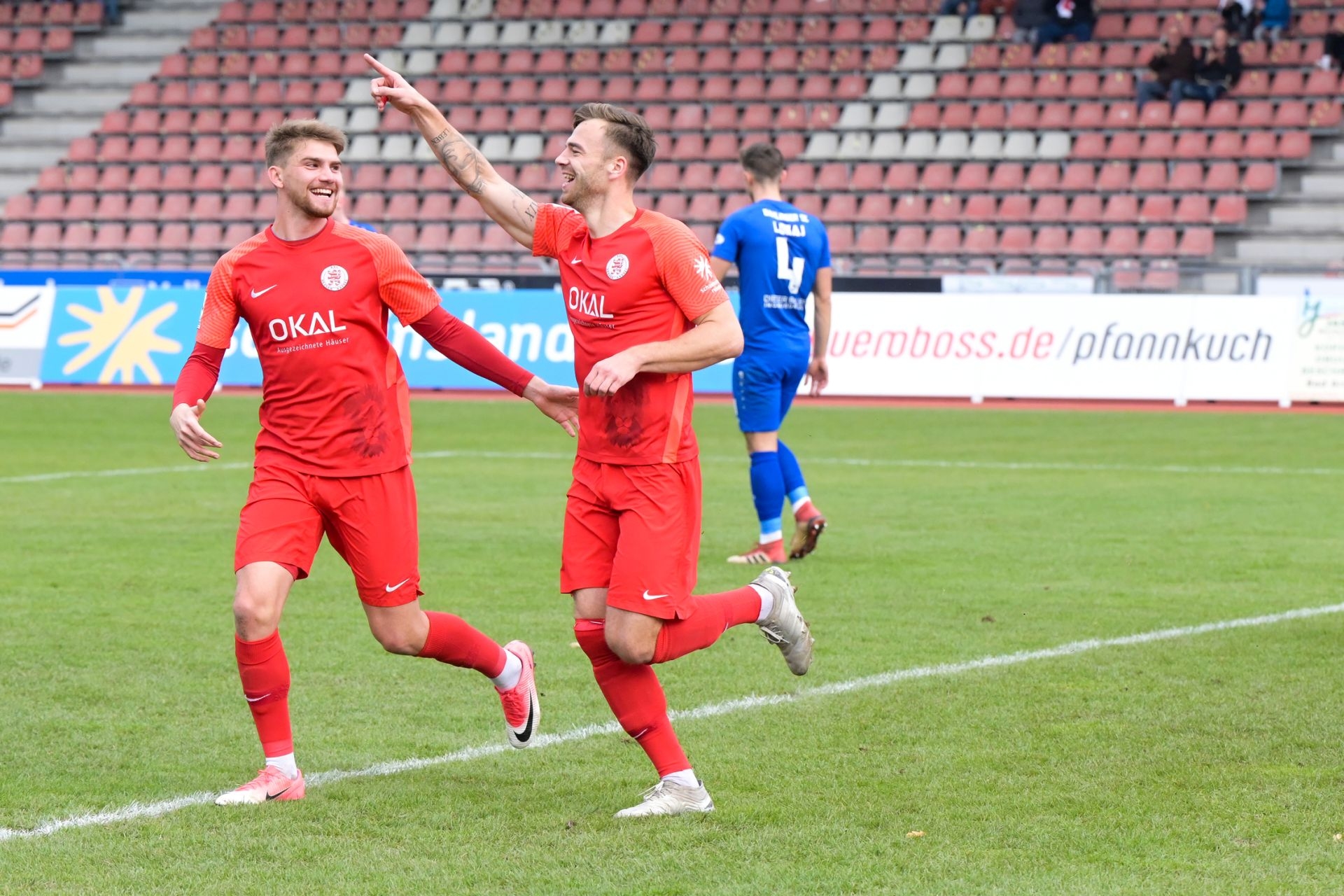 KSV Hessen Kassel, Bahlinger SC, Regionalliga Südwest, Saison 2021/22, Endstand 1:1, Jubel zum 1:0