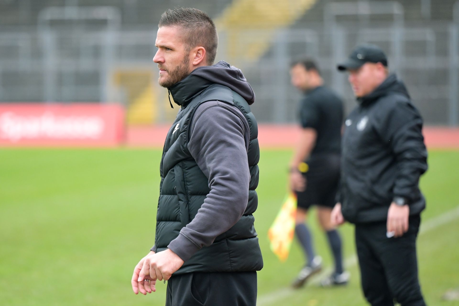 KSV Hessen Kassel, Bahlinger SC, Regionalliga Sï¿½dwest, Saison 2021/22, Endstand 1:1, Tobias Damm, Sebastian Busch an der Seitenlinie