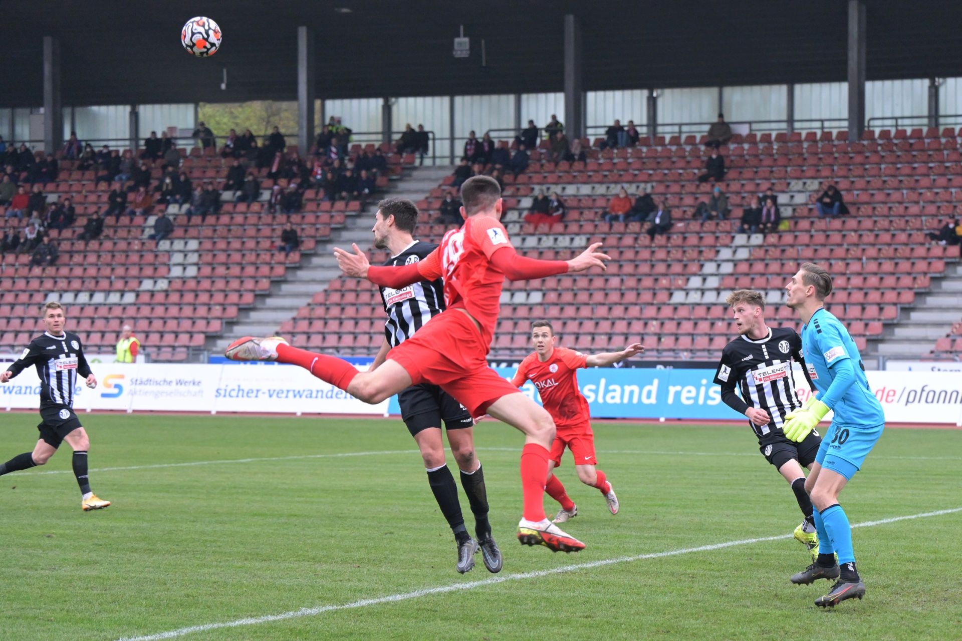 Regionalliga Südwest, Saison 2021/22, KSV Hessen Kassel, VfR Aalen, Endstand 1:2