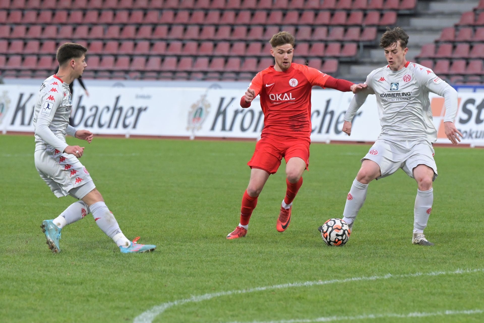 Regionalliga Südwest, Saison 2021/22, KSV Hessen Kassel, FSV Mainz 05 II, Endstand 2:1, Döringer