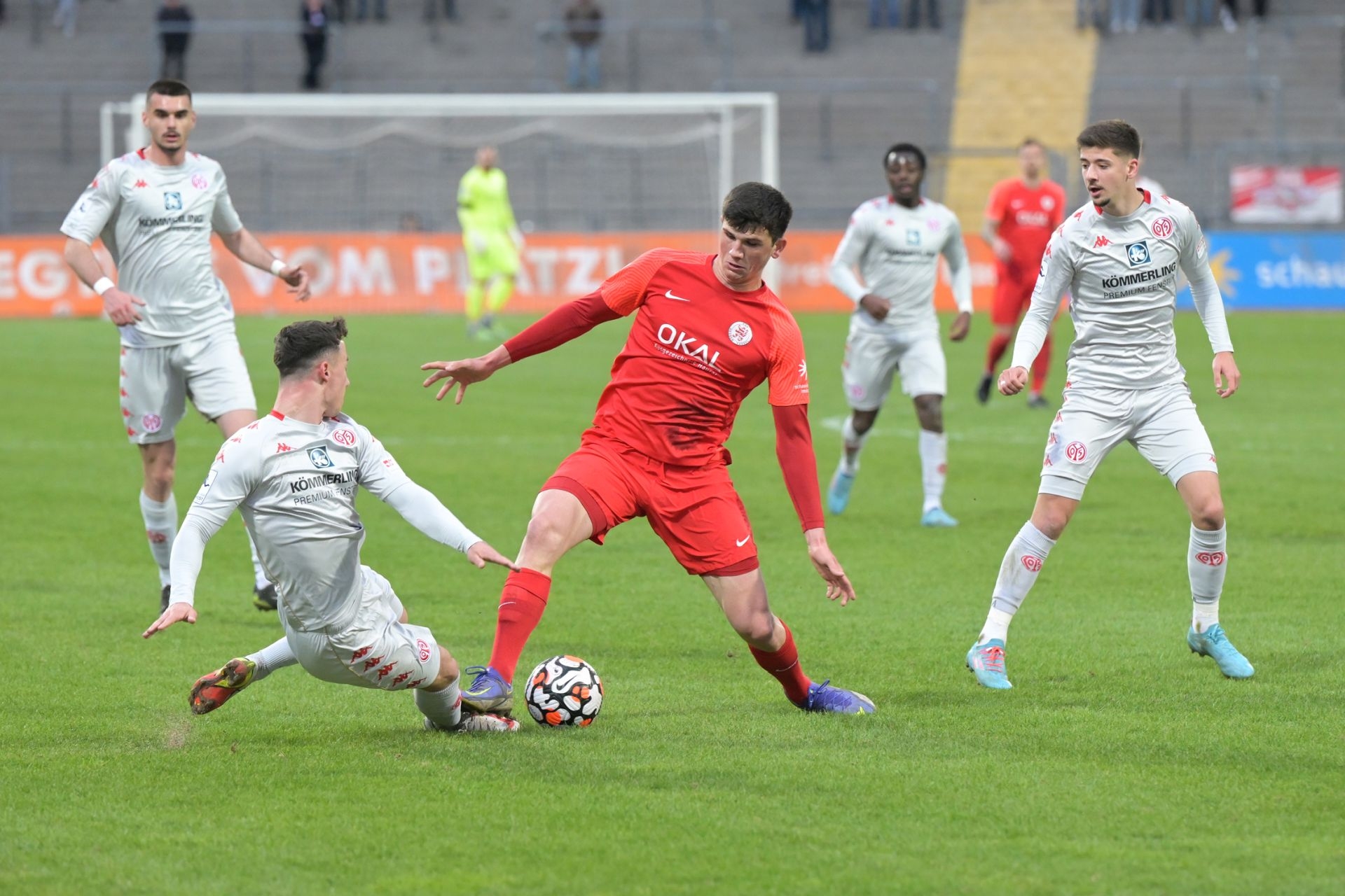 Regionalliga Südwest, Saison 2021/22, KSV Hessen Kassel, FSV Mainz 05 II, Endstand 2:1, Flotho