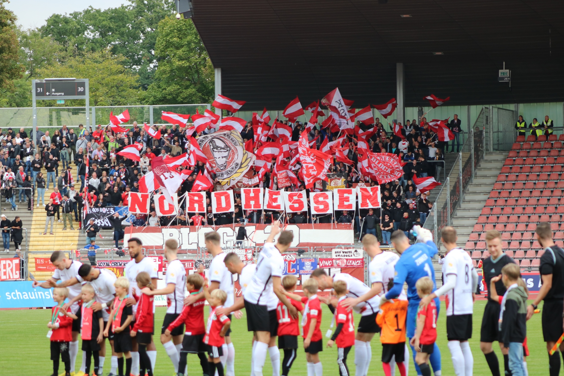 KSV Hessen Kassel - Kickers Offenbach: Kurve, Nordkurve, Fans