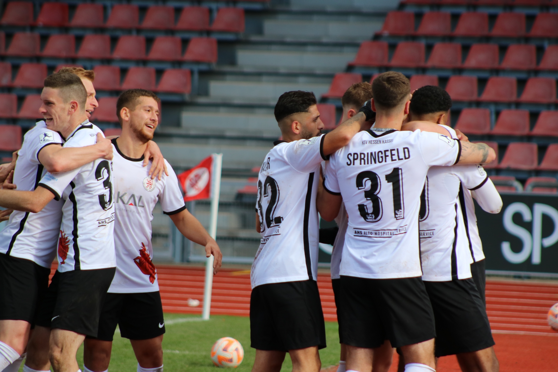 KSV Hessen Kassel - VfB Stuttgart (Jubel nach dem 2:0)