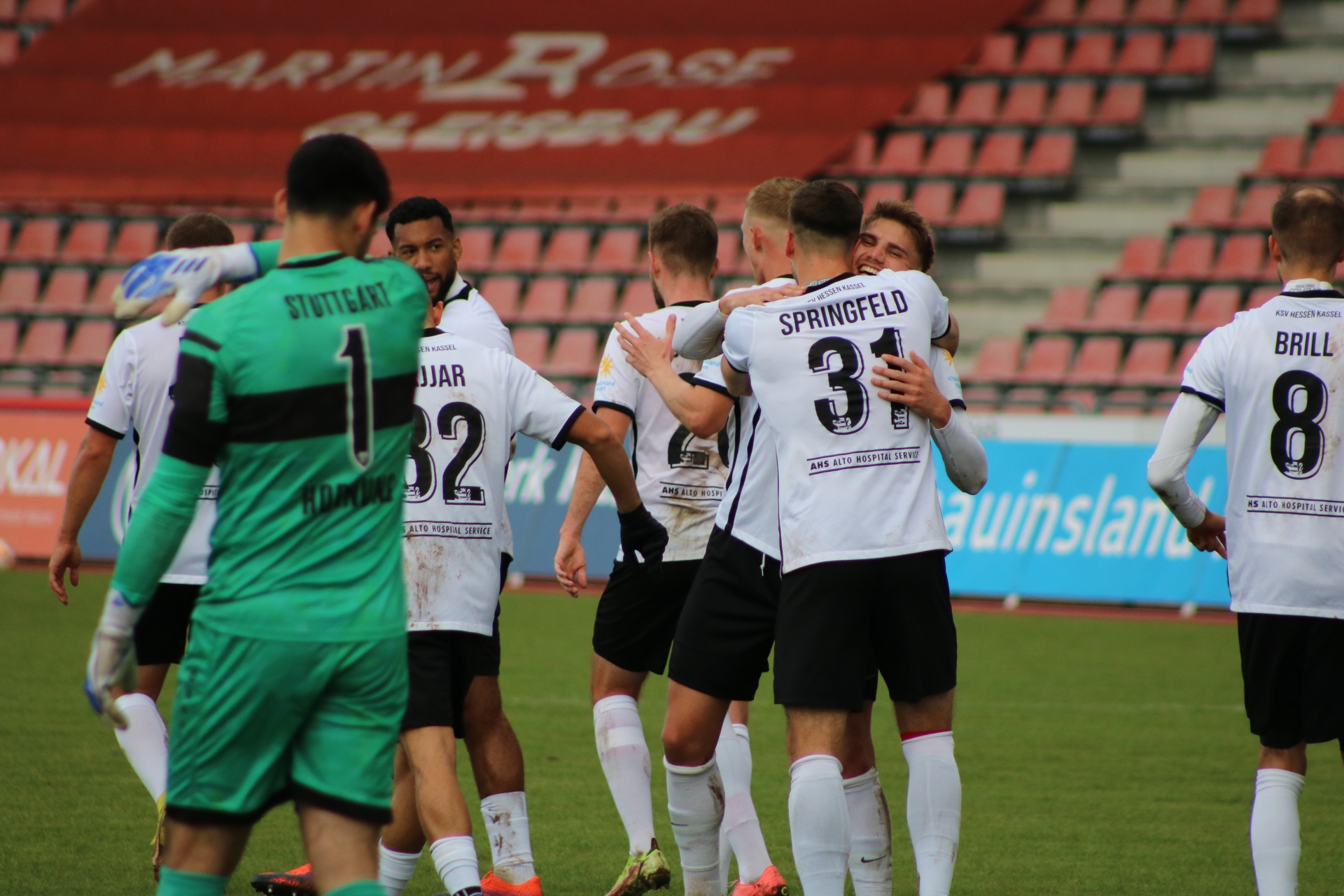 KSV Hessen Kassel - VfB Stuttgart (Jubel nach dem 1:0)