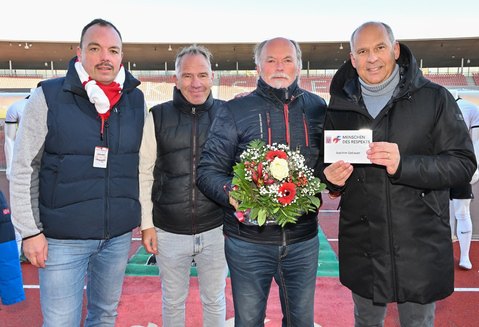 KSV Hessen Kassel, Hessische Staatskanzlei, Ehrung, Menschen des Respekts, (v.l.n.r.) Christian Geselle (Oberbürgermeister), Jens Rose (Vorstand KSV Hessen Kassel), Joachim Gebauer, Prof. Dr. Roman Poseck (Hessischer Minister der Justiz)