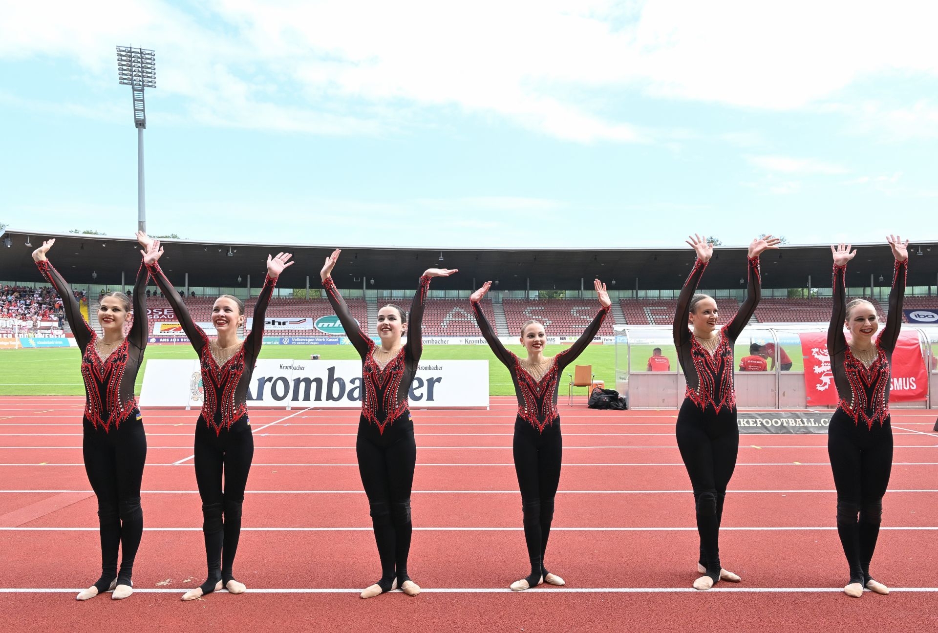 Gruppenbild mit Aelita-Team aus der Ukraine