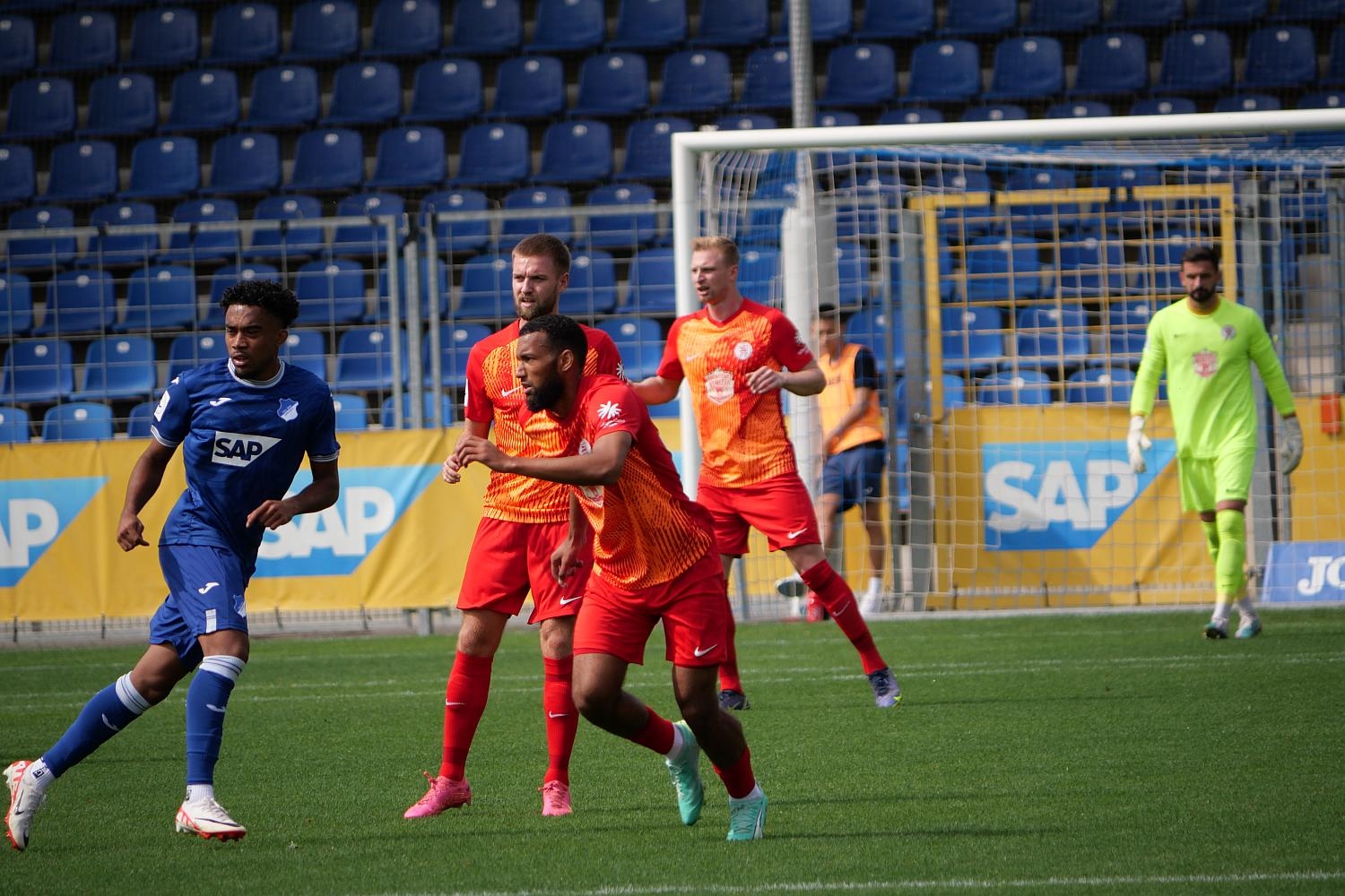 TSG 1899 Hoffenheim II - KSV Hessen Kassel, Jones, Stendera, Missbach, Langhoff