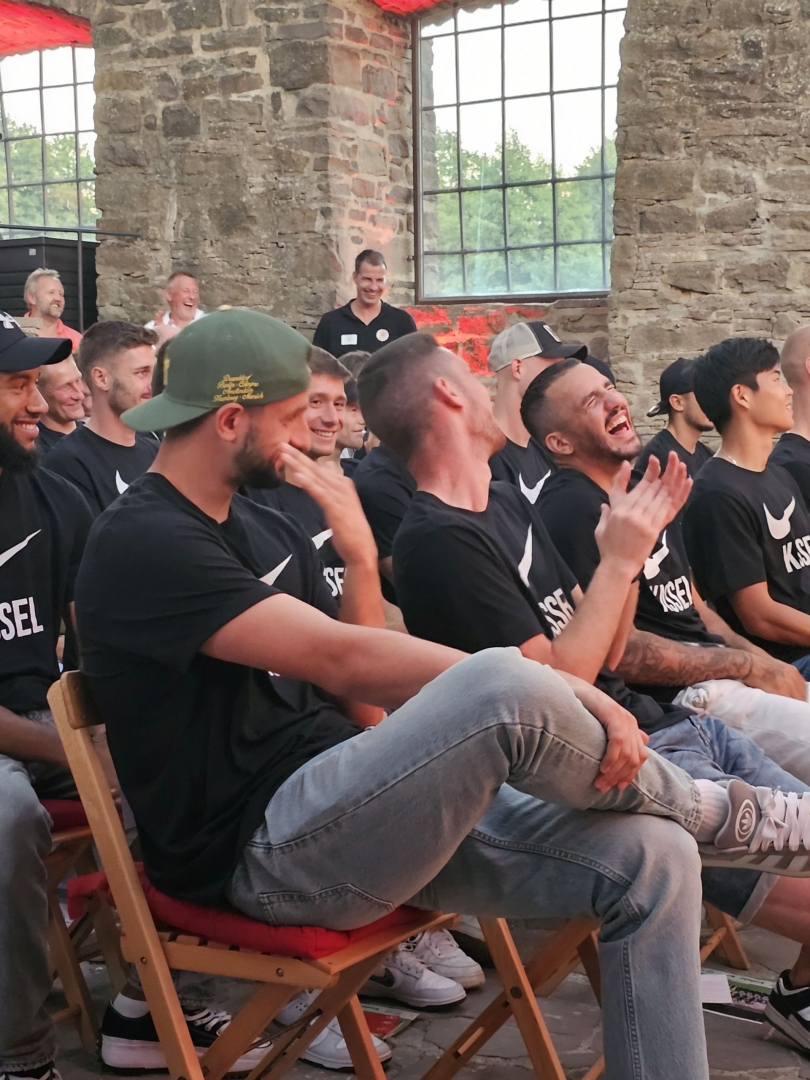 Impressionen des Sommerabend im Wasserschloss Wülmersen mit Markus Krebs