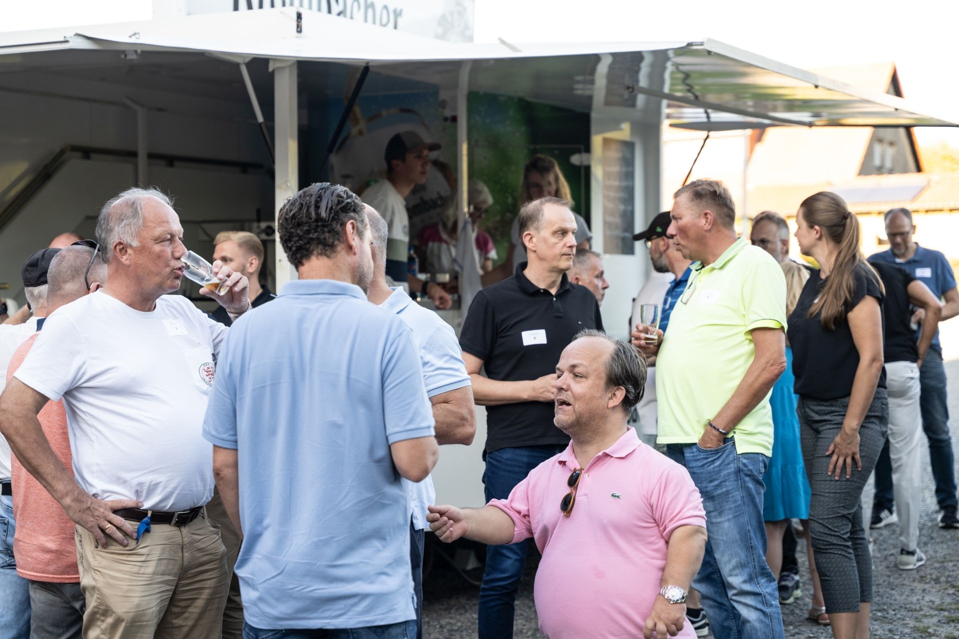 Impressionen des Sommerabend im Wasserschloss Wülmersen mit Markus Krebs