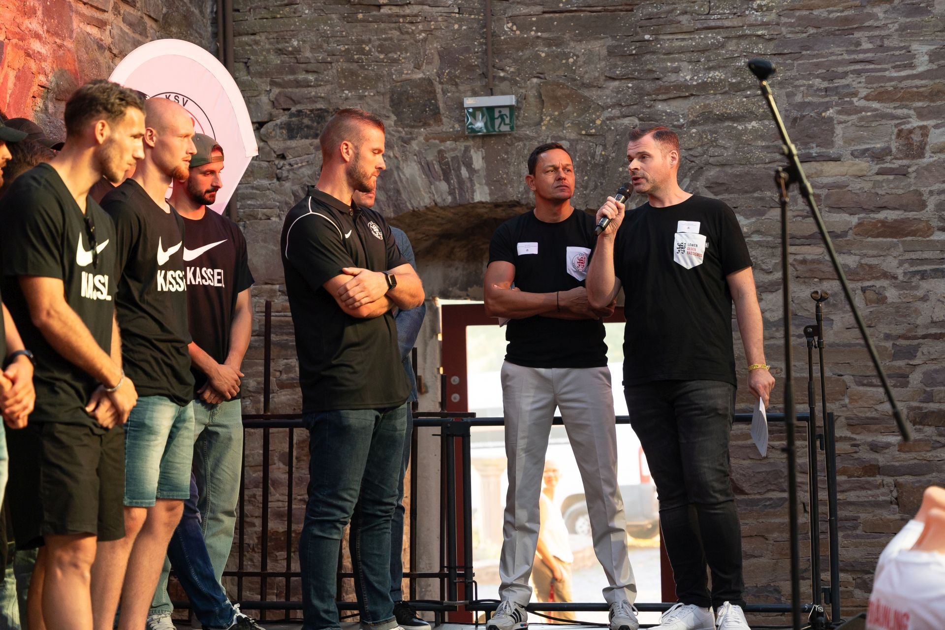 Impressionen des Sommerabend im Wasserschloss Wülmersen mit Markus Krebs