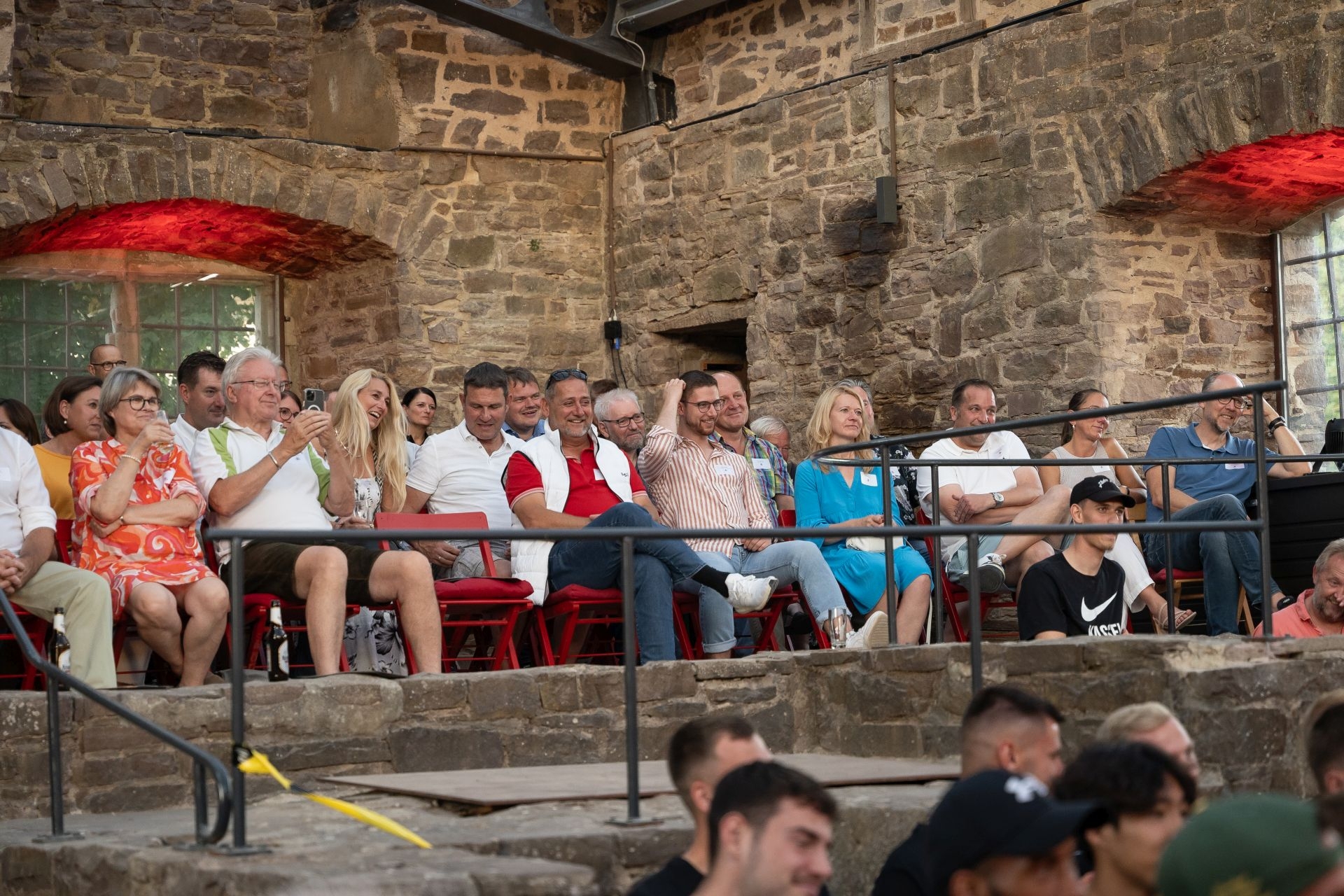 Impressionen des Sommerabend im Wasserschloss Wülmersen mit Markus Krebs