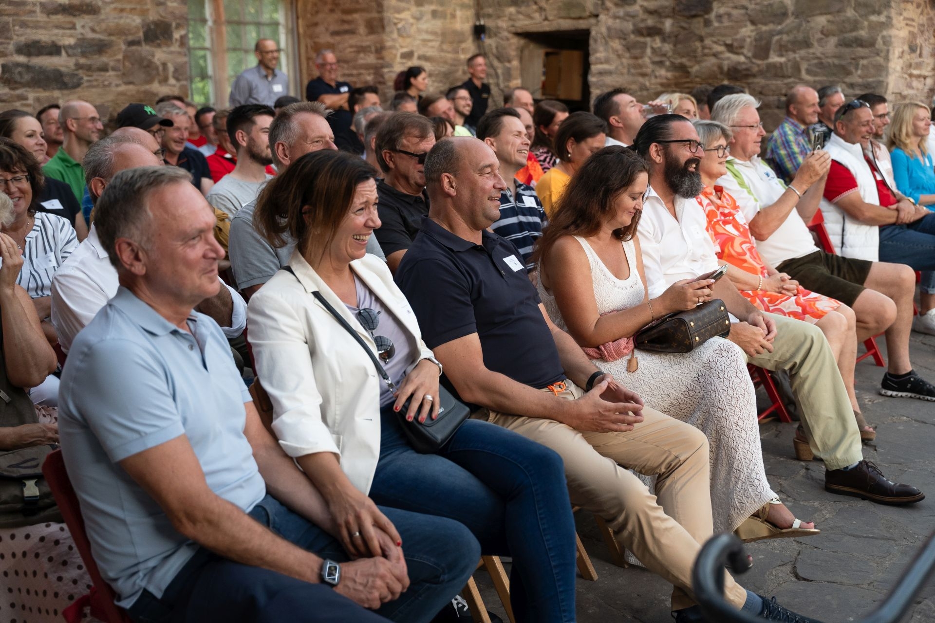 Impressionen des Sommerabend im Wasserschloss Wülmersen mit Markus Krebs