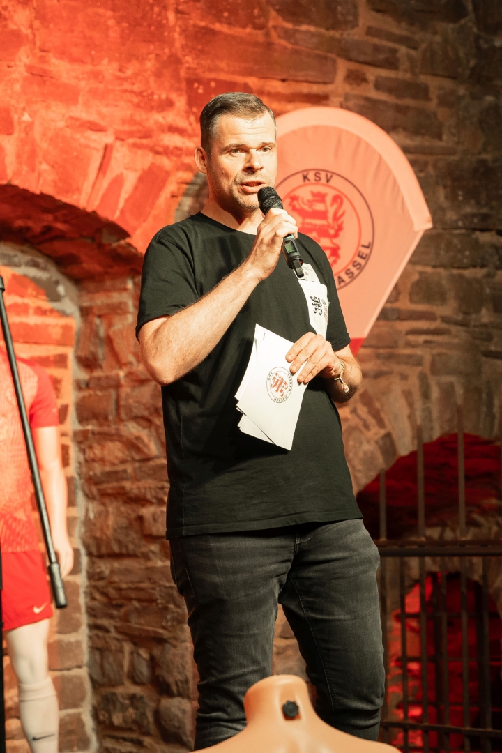 Impressionen des Sommerabend im Wasserschloss Wülmersen mit Markus Krebs