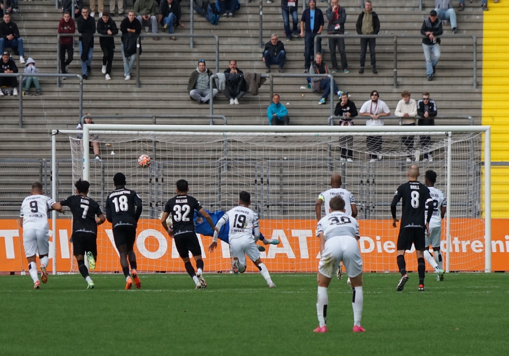 KSV Hessen Kassel - SGV Freiberg Fußball