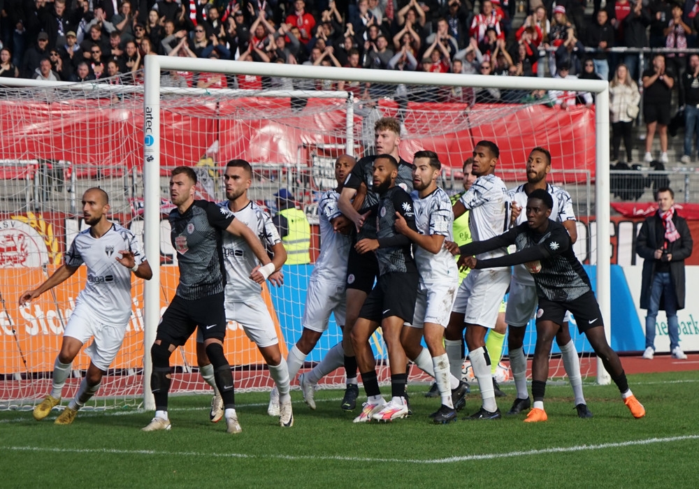 KSV Hessen Kassel - SGV Freiberg Fußball