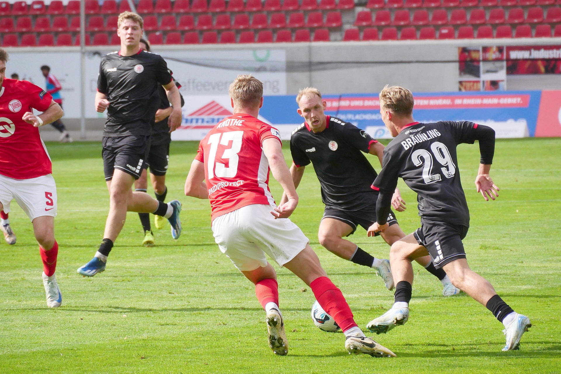 Kickers Offenbach - KSV Hessen Kassel, Bräunling, Hadzic