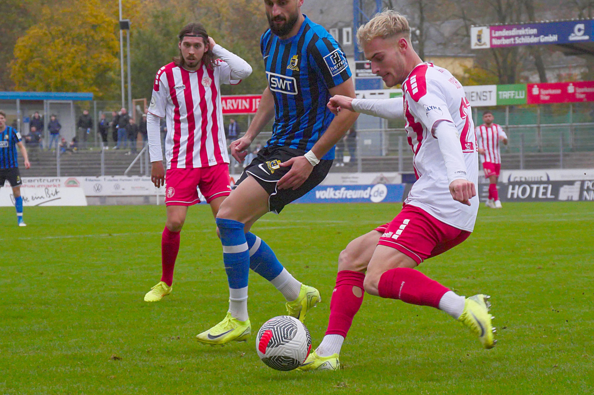 SV Eintracht Trier - KSV Hessen Kassel, Boche