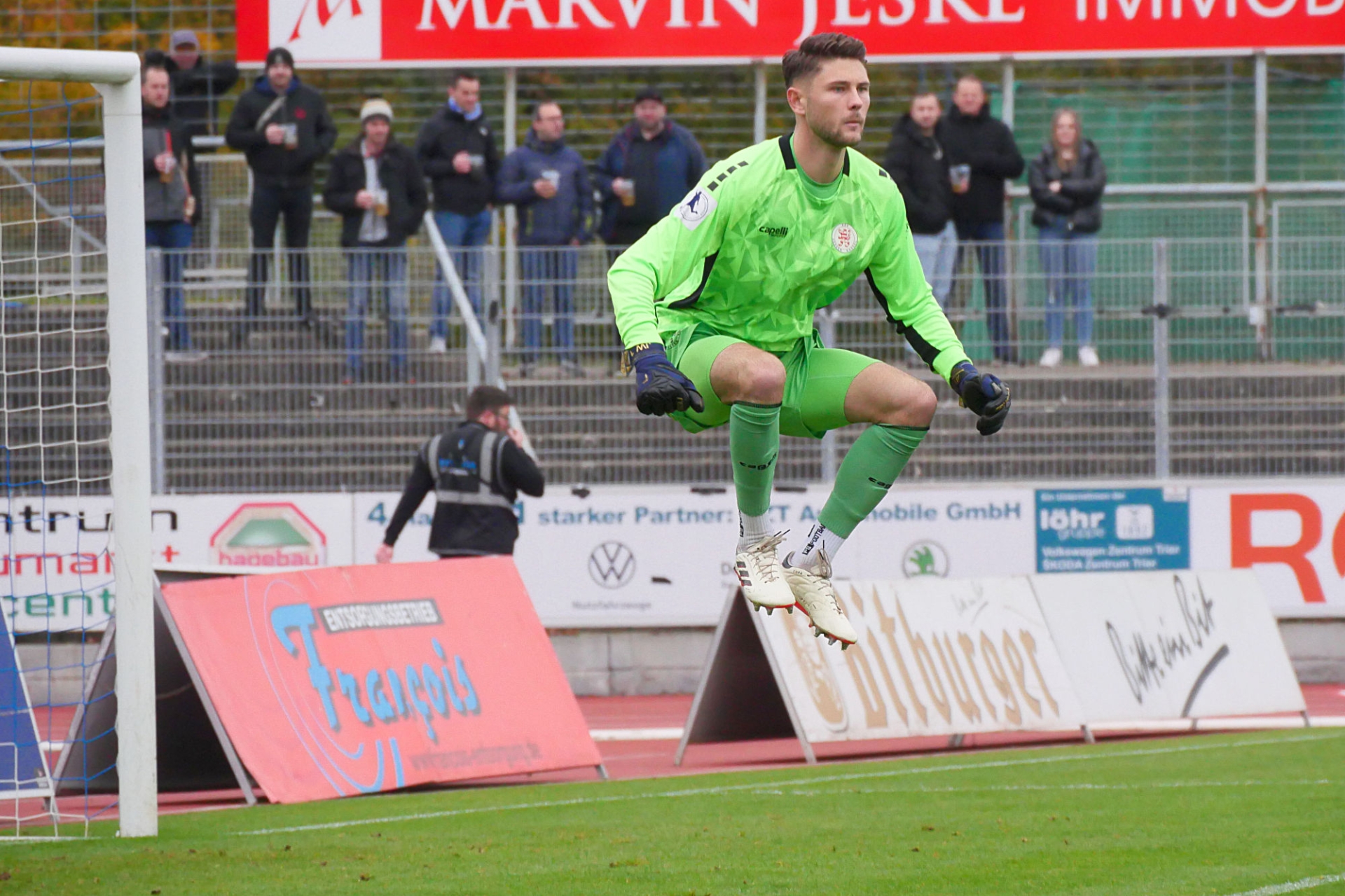 SV Eintracht Trier - KSV Hessen Kassel, Weyand