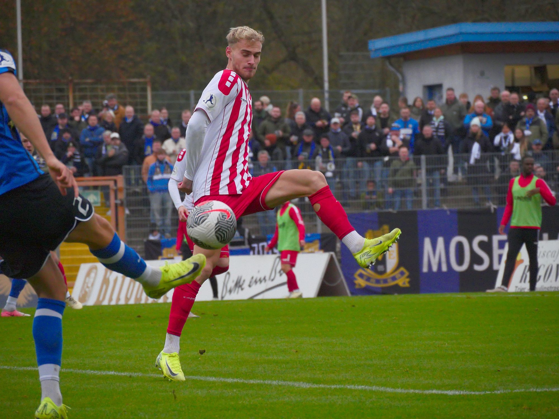 SV Eintracht Trier - KSV Hessen Kassel, Boche