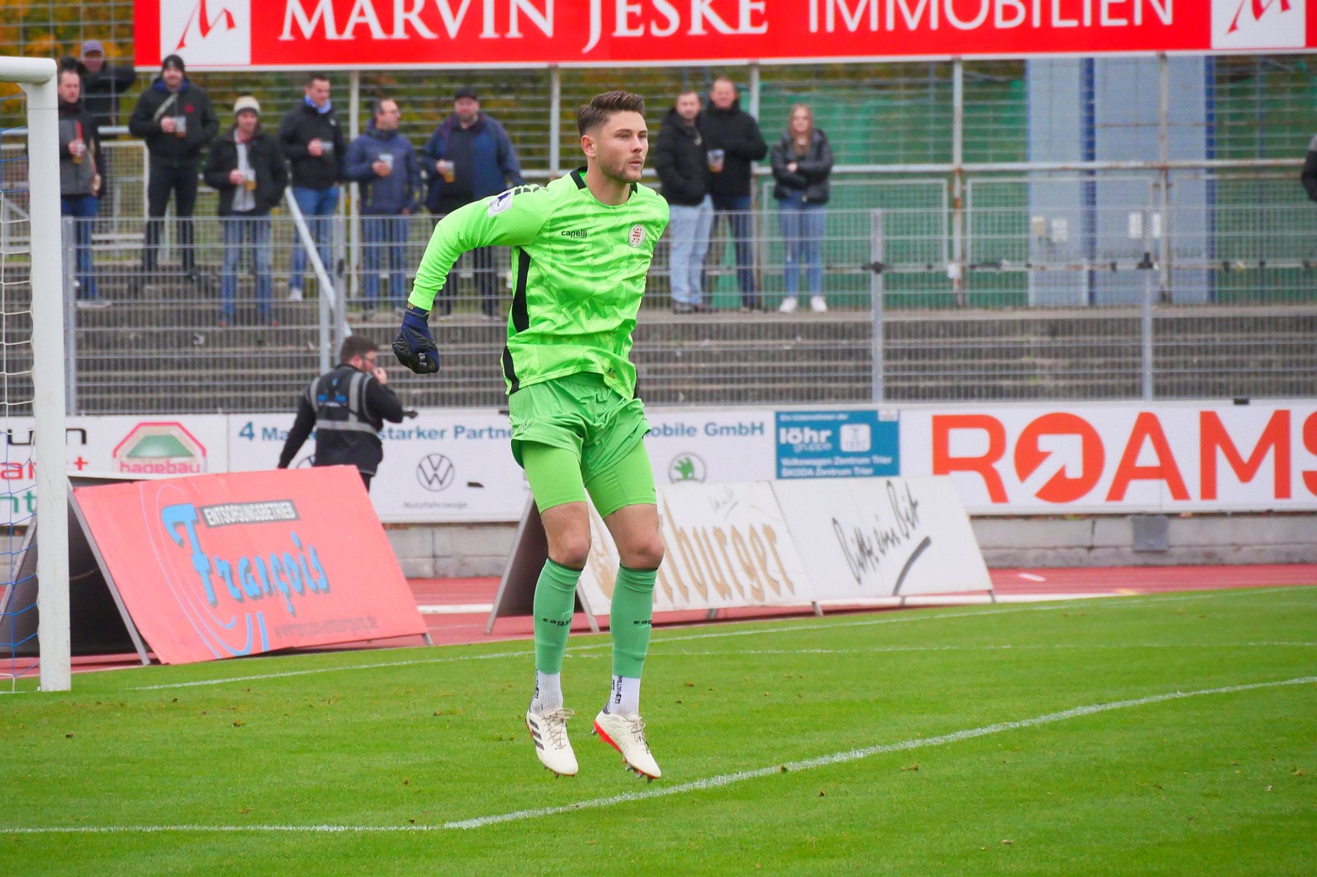 SV Eintracht Trier - KSV Hessen Kassel, Weyand