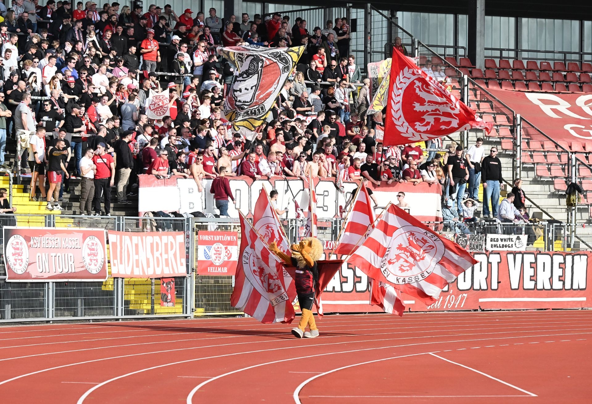 KSV Hessen Kassel, FC Giessen, Endstand 2:0, Totti, Nordkurve
