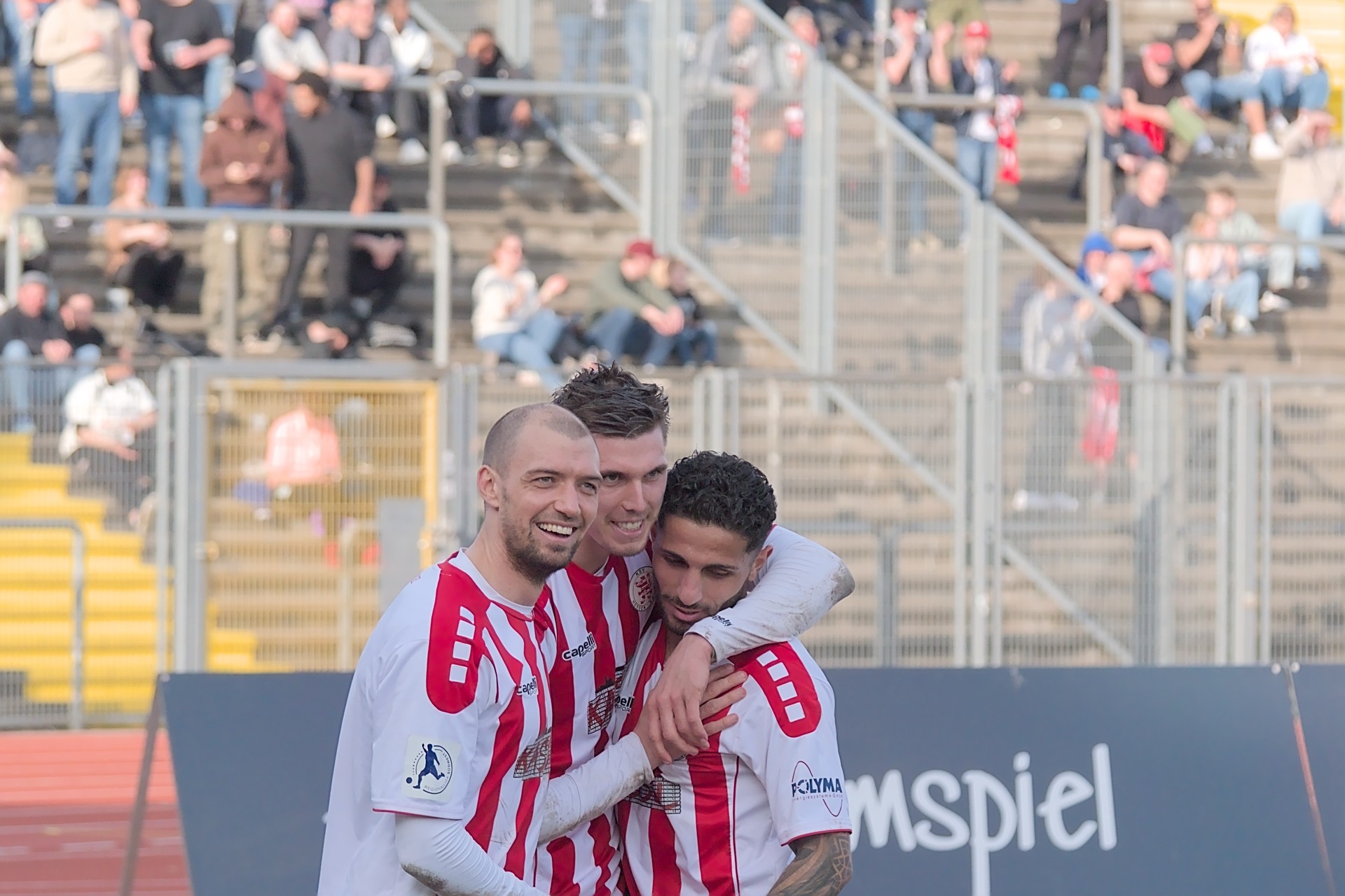KSV Hessen Kassel - FC Giessen, Jubel, Brill, Dahlke, Najjar