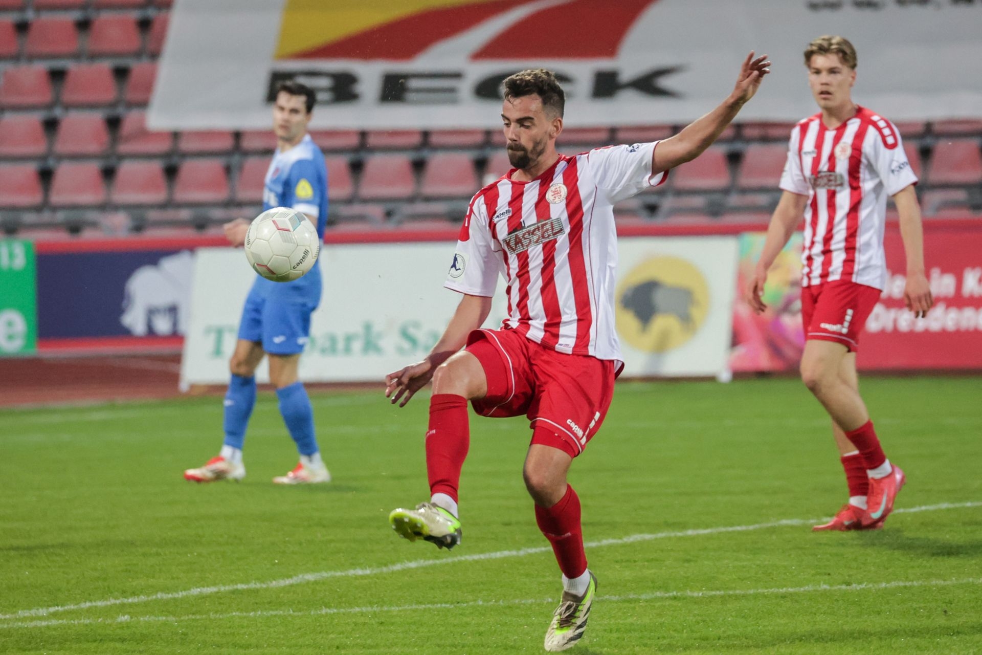 Krombacher Hessenpokal-Halbfinale KSV Hessen - TSV Steinbach Haiger