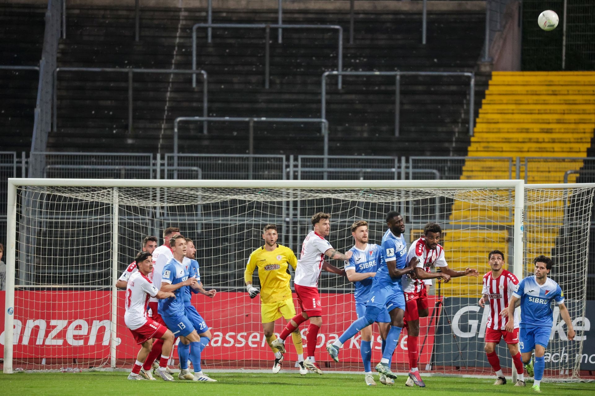 Krombacher Hessenpokal-Halbfinale KSV Hessen - TSV Steinbach Haiger