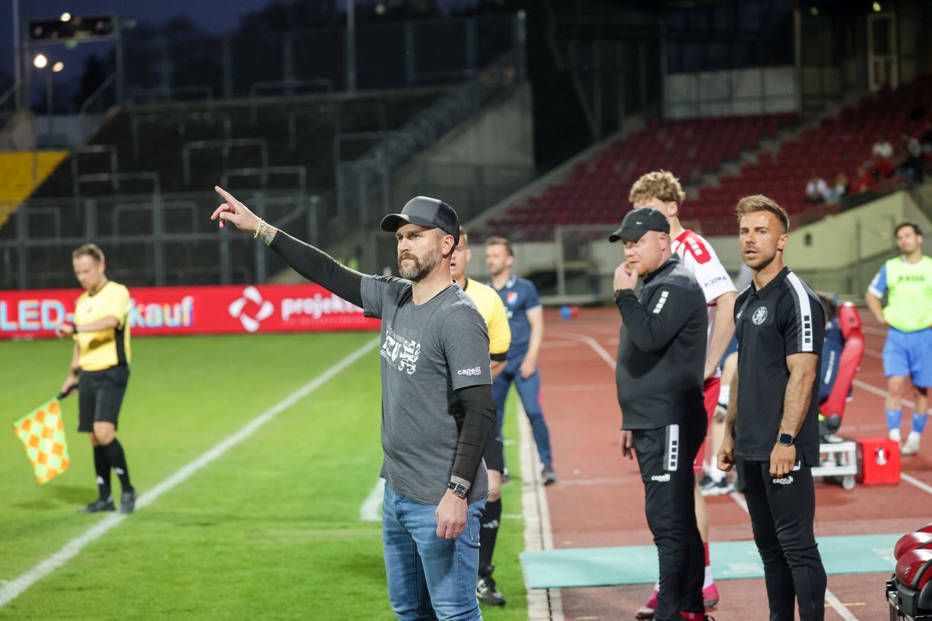 Krombacher Hessenpokal-Halbfinale KSV Hessen - TSV Steinbach Haiger
