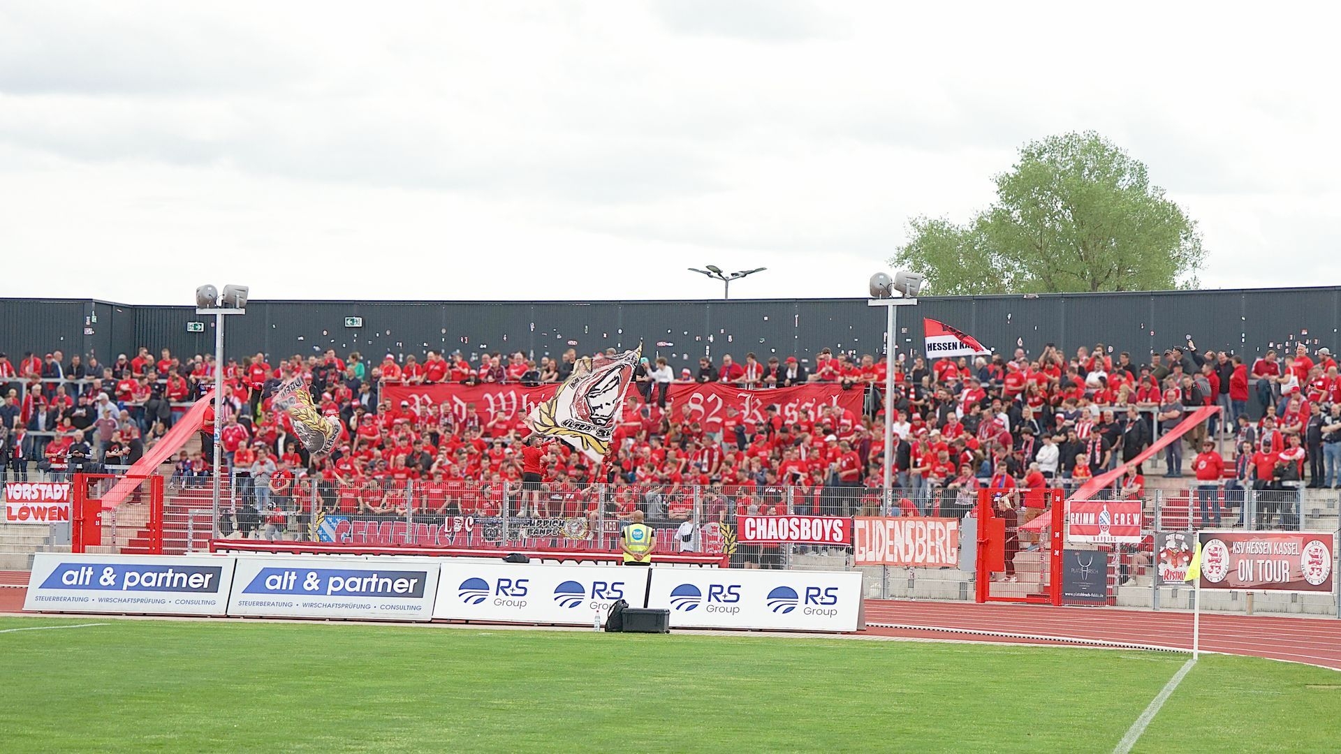 SG Barockstadt Fulda-Lehnerz - KSV Hessen Kassel, Auswärts Fanblock