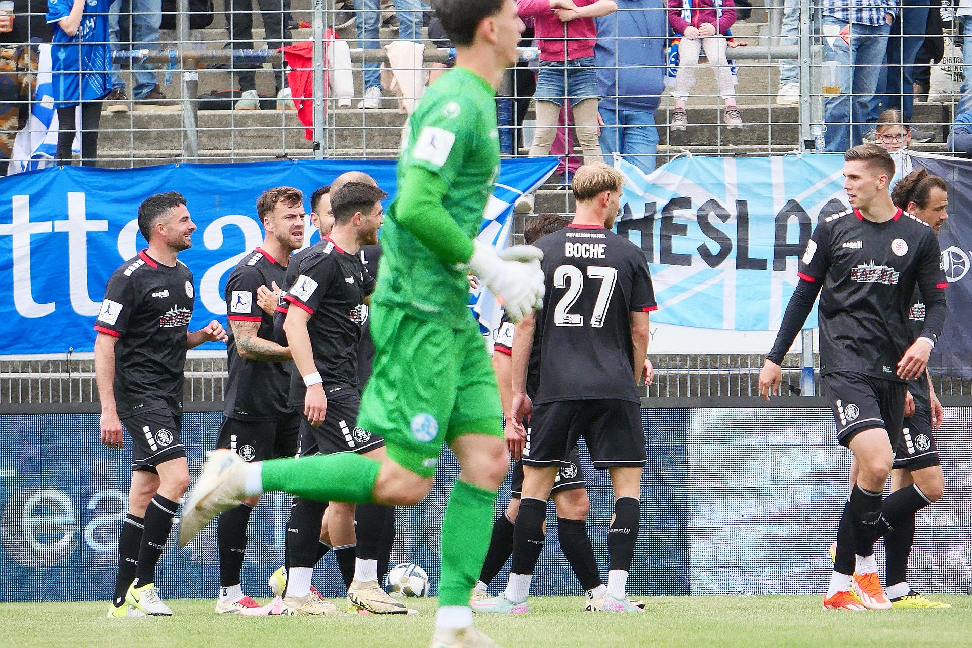 Stuttgarter Kickers - KSV Hessen Kassel, Torjubel 2:0