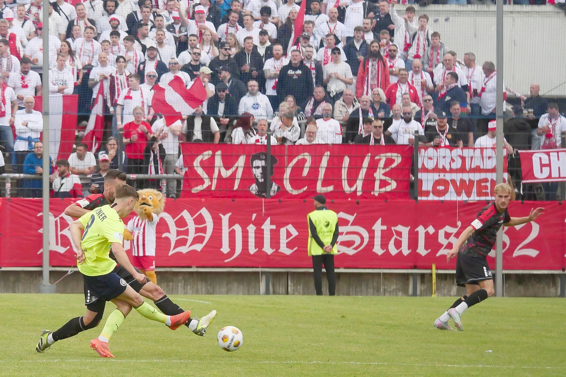 Krombacher Hessenpokal Finale 2024/25 KSV Hessen Kassel - SV Wehen Wiesbaden