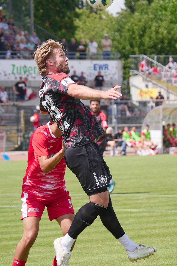 Wormatia Worms - KSV Hessen Kassel