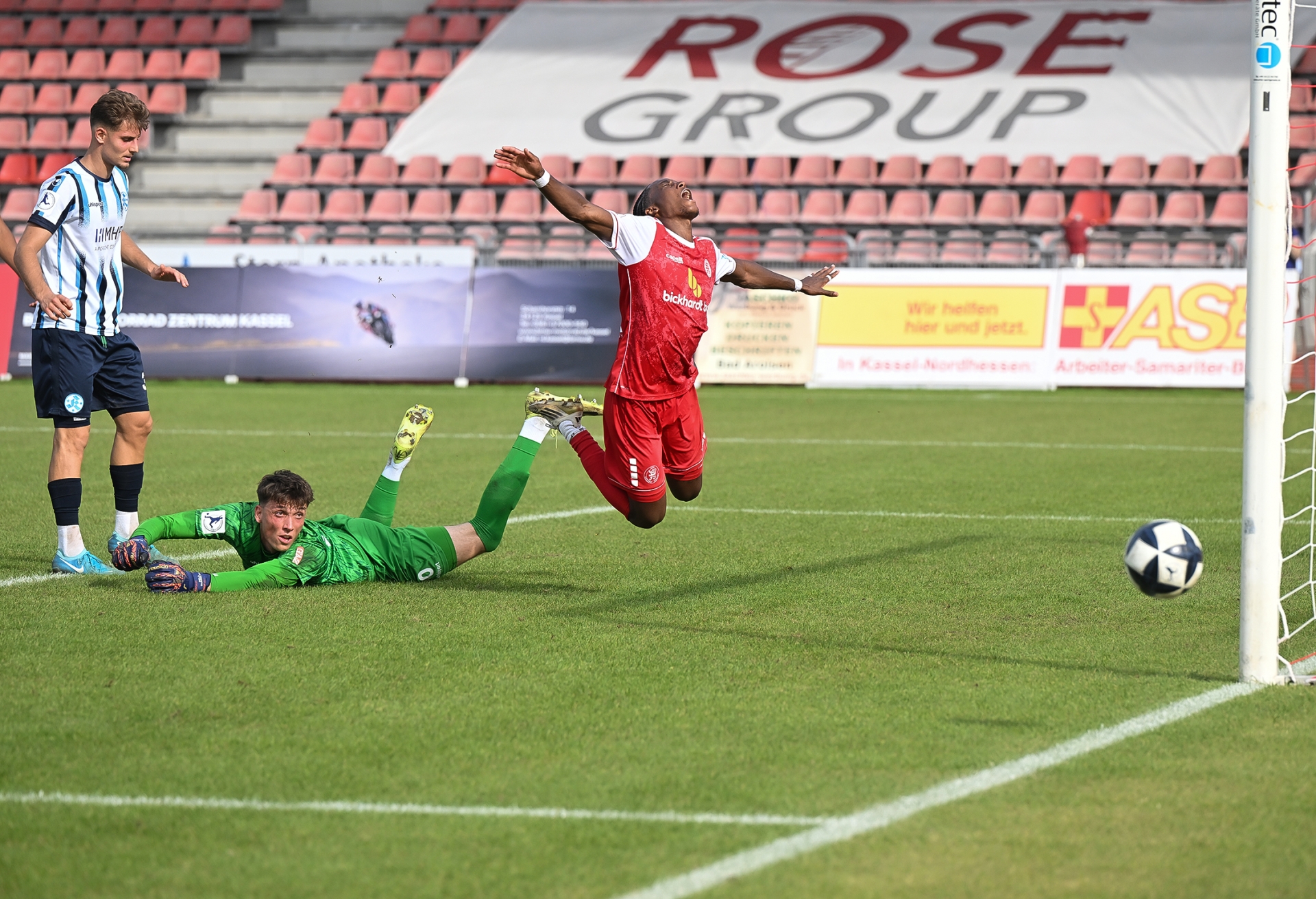 KSV Hessen Kassel, SV Stuttgarter Kickers, Endstand 3:0