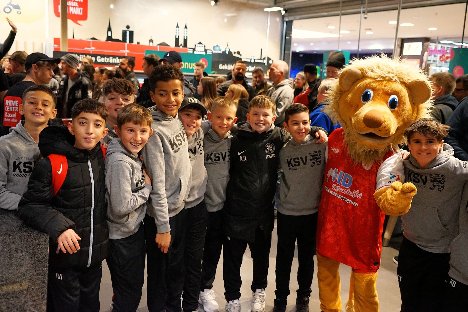 Stickerstars Kickoff