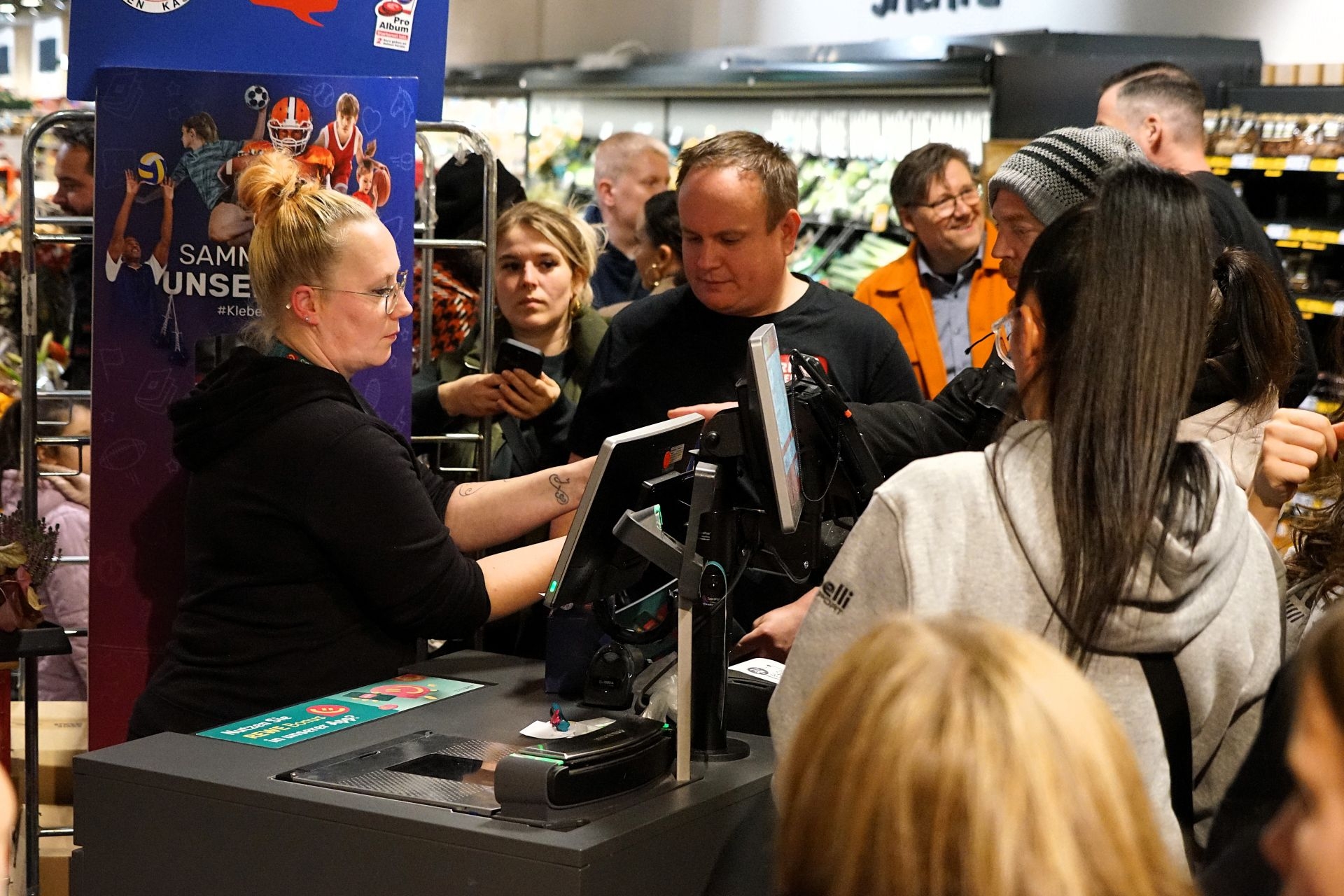 Stickerstars Kickoff