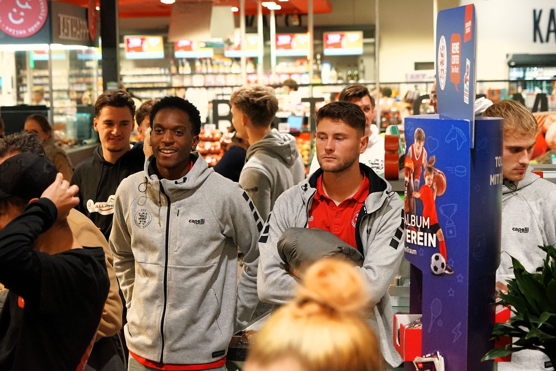 Stickerstars Kickoff