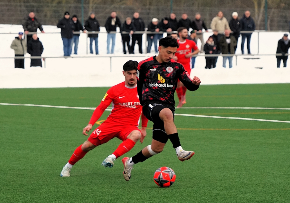 L&ouml;wen gewinnen das zweite Vorbereitungsspiel klar gegen die Rothosen von 03